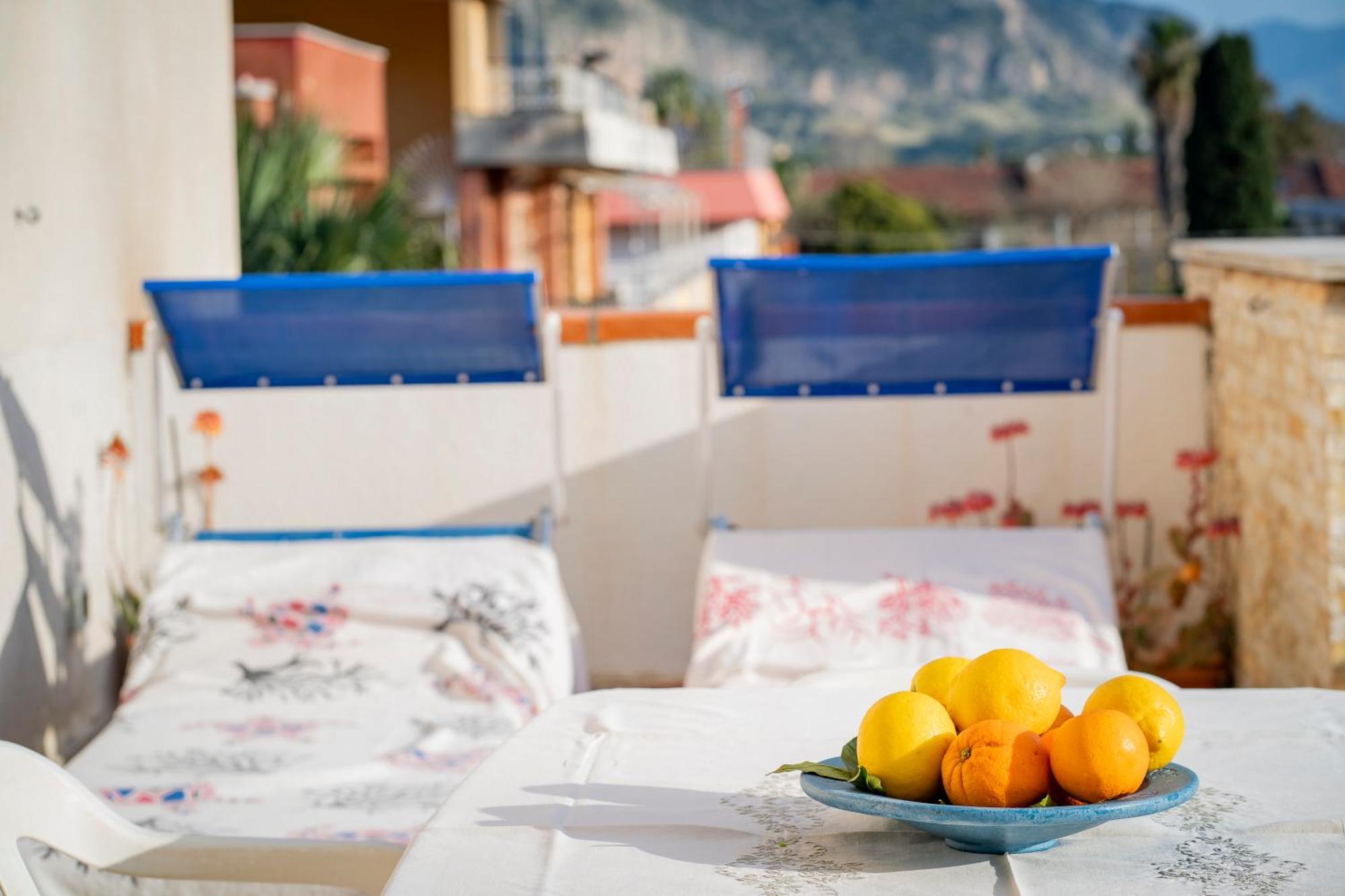 A Casa Di Mara Apartment Mondello Luaran gambar